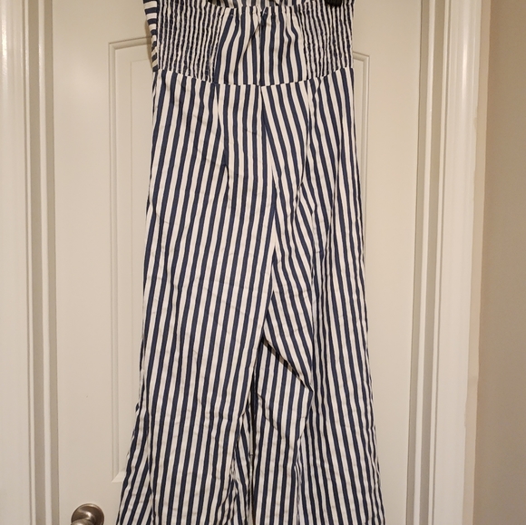 Sugarlips jumpsuit - Picture 2 of 4